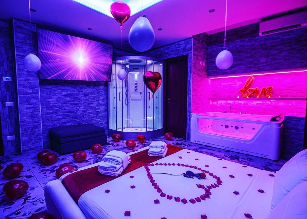 King Suite Spa Bath